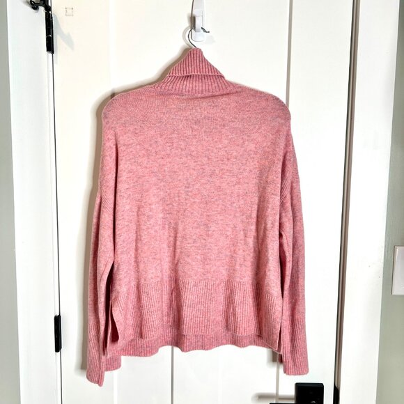 J. Crew Alpaca Blend Pink Turtleneck Sweater in Supersoft Yarn Boxy Size Medium - Picture 6 of 6